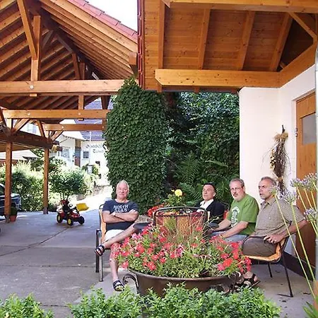 Haus Am Kastanienwald Guest house 3*